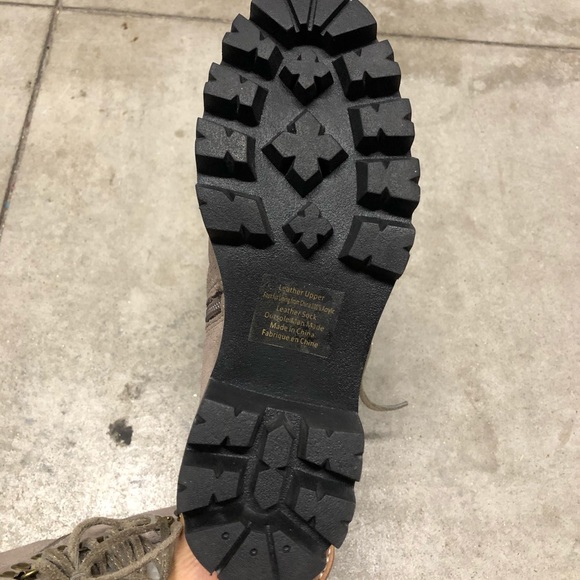 NEW Jeffrey Campbell Lace Up Hiker Boot - Picture 9 of 9